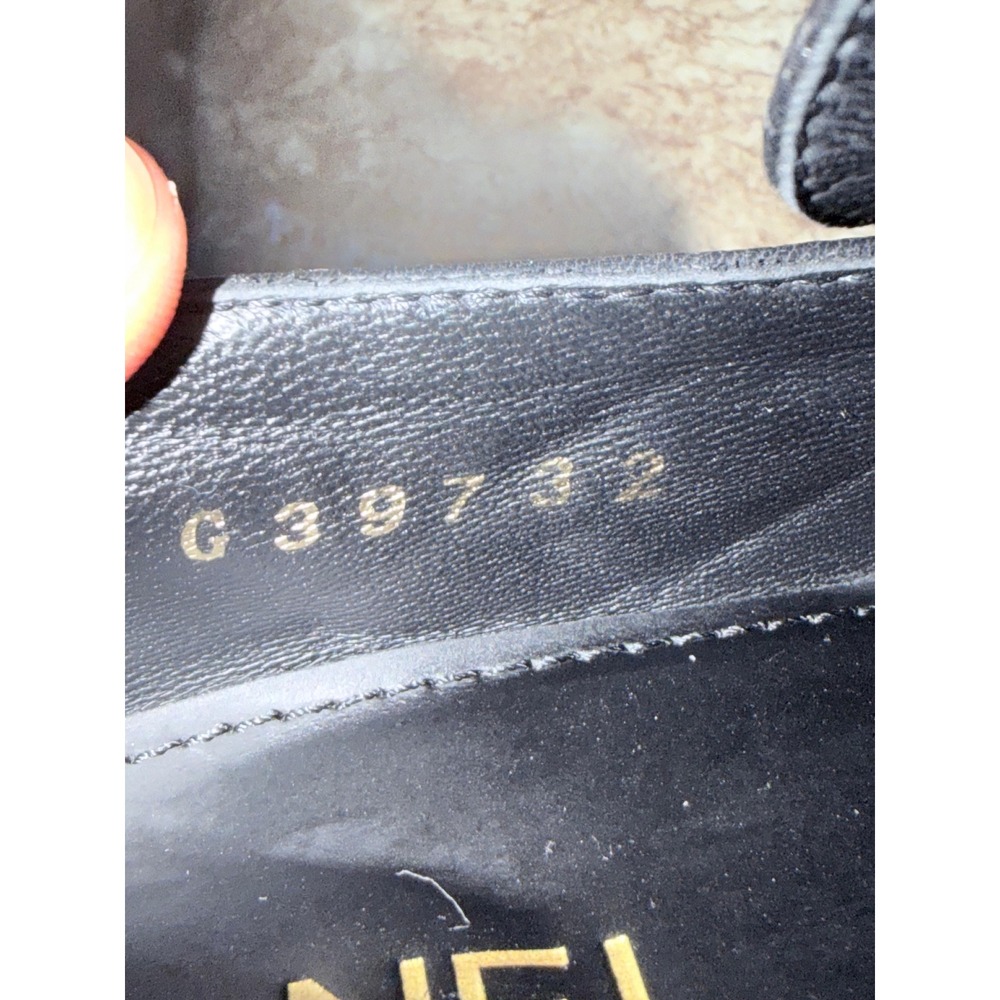 Chanel Black Quilted Leather Heart CC Logo Platform Loafers G39732 39C - Picture 3 of 8